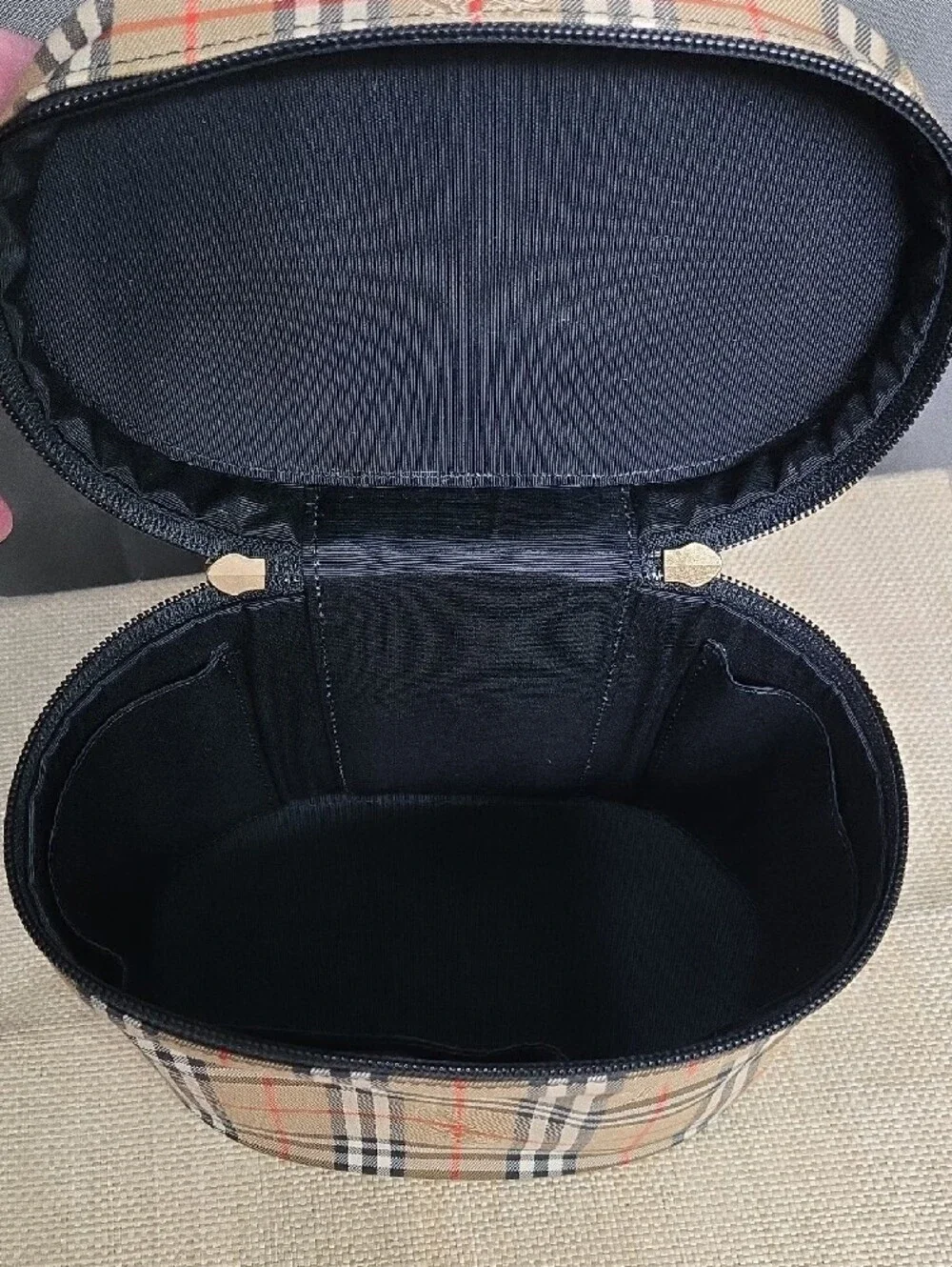 WEEKEND SALE!Burberry Nova Check Shadow Horse Vanity Hand Bag Canvas Leather